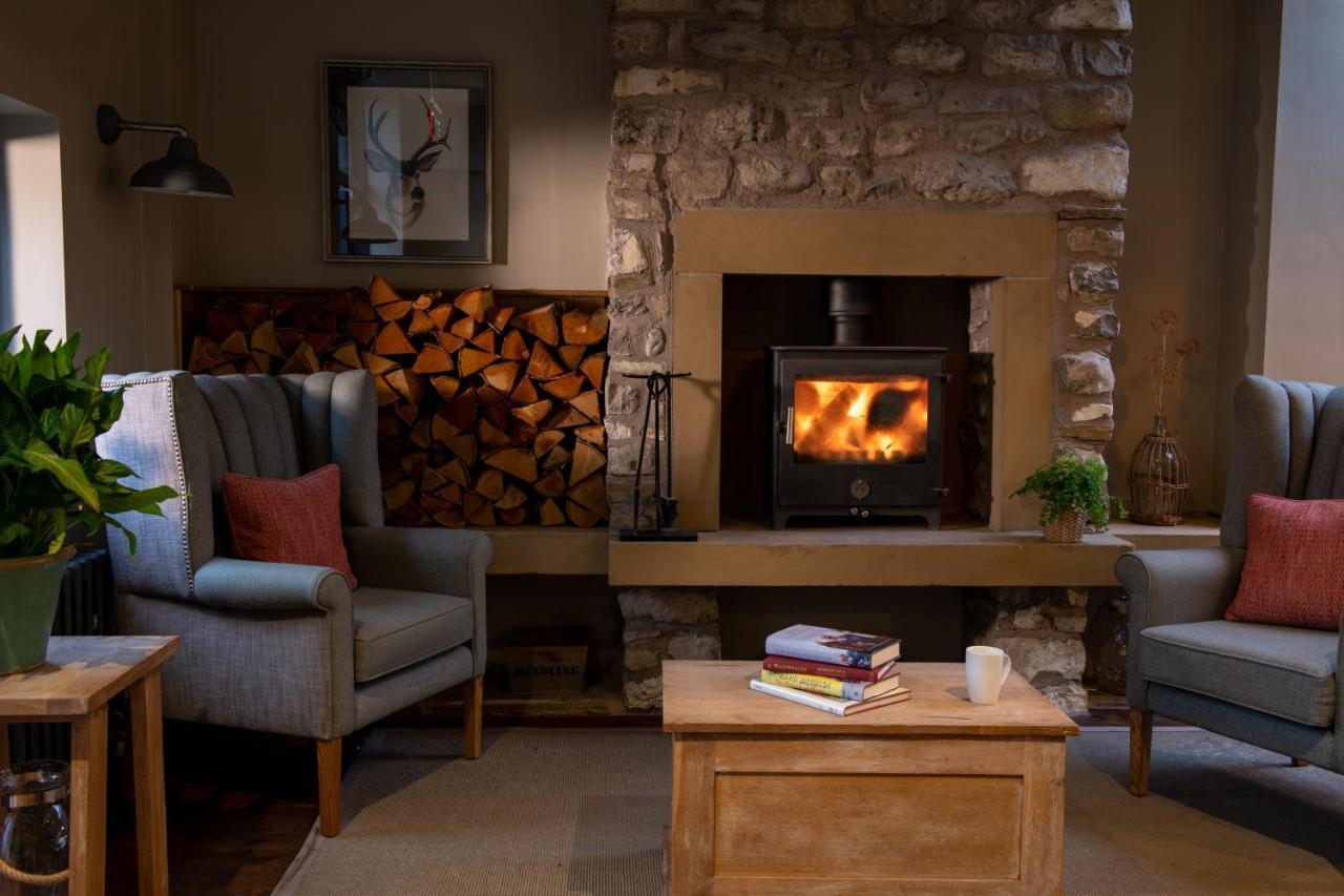 Hotel The Lister Arms à Malham Extérieur photo