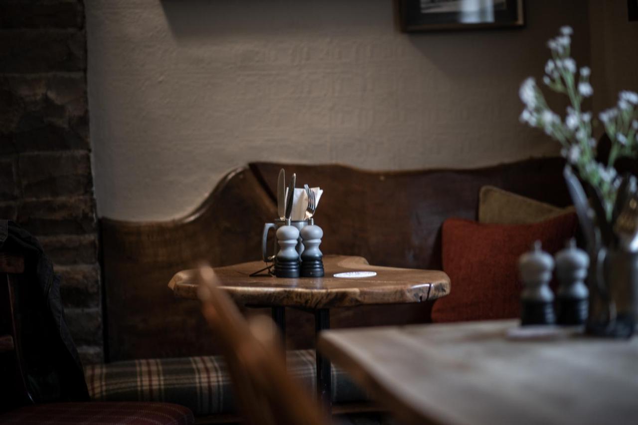 Hotel The Lister Arms à Malham Extérieur photo