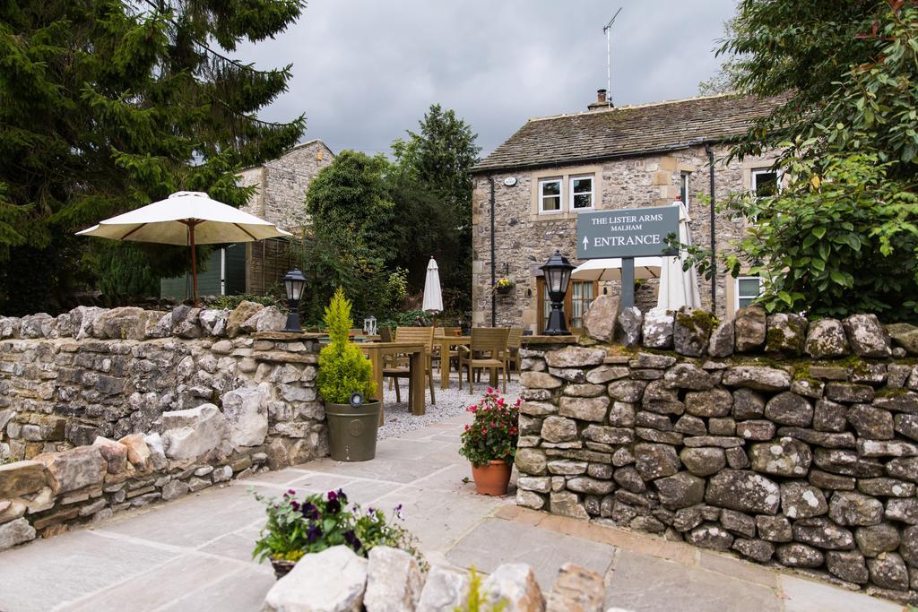 Hotel The Lister Arms à Malham Extérieur photo