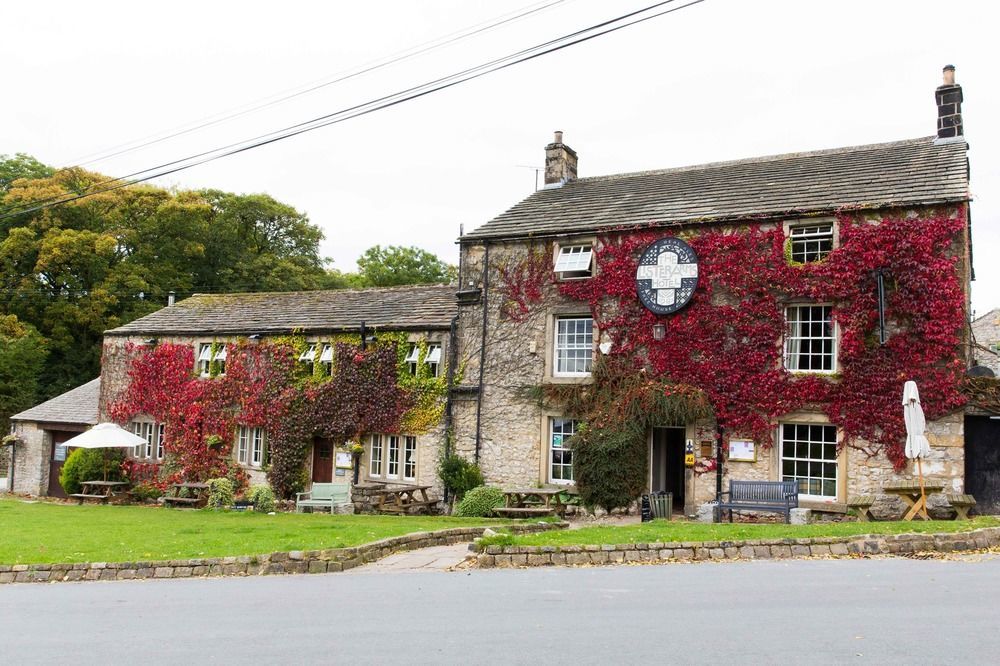 Hotel The Lister Arms à Malham Extérieur photo