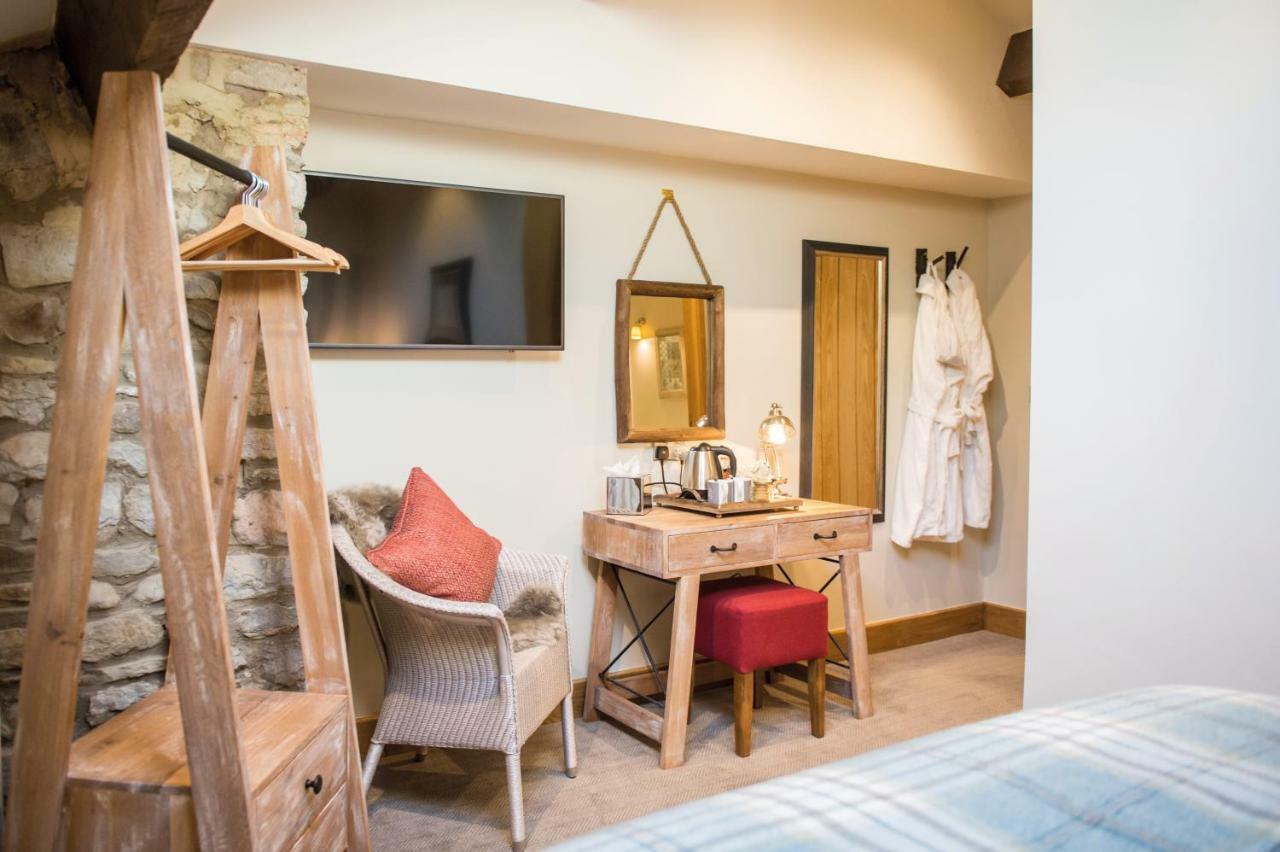 Hotel The Lister Arms à Malham Extérieur photo